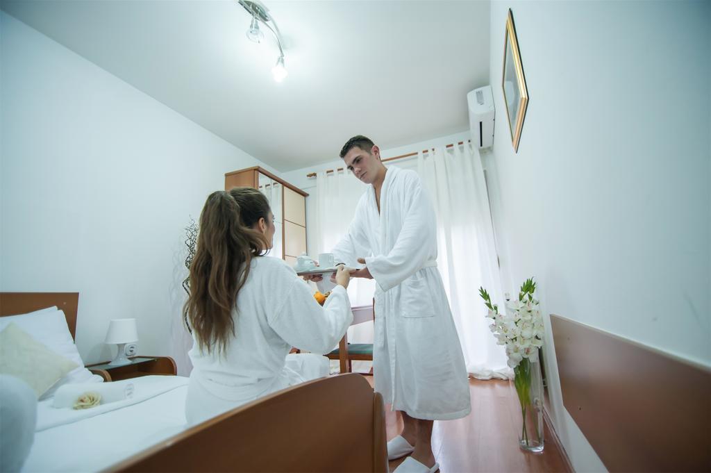 Gec Hotel Zapresic Phòng bức ảnh
