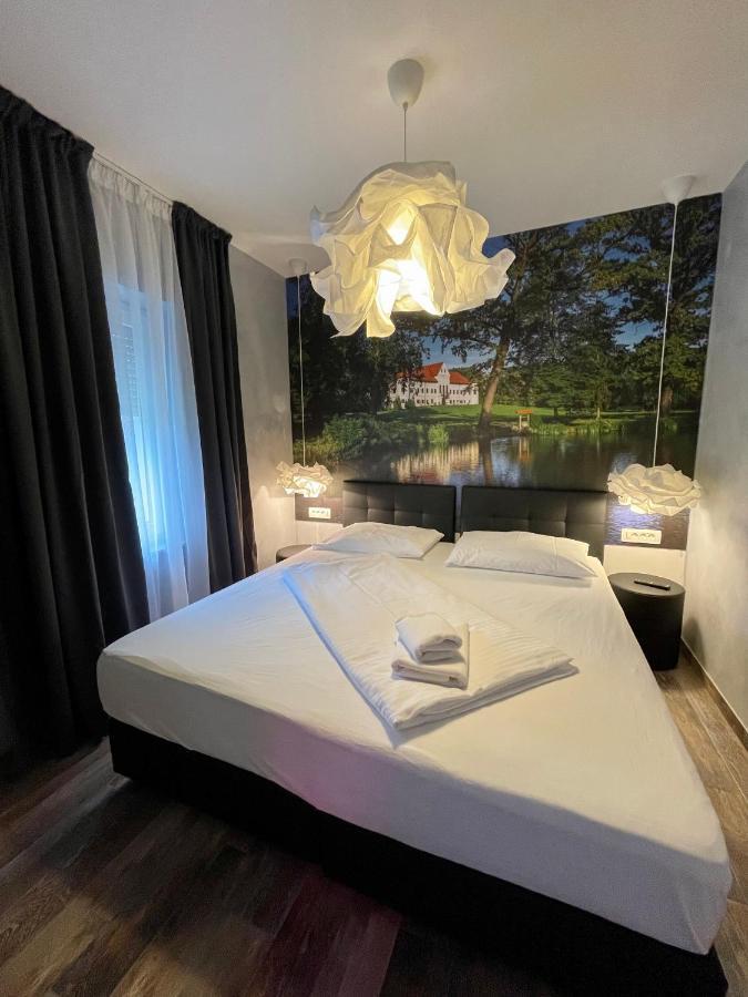 Gec Hotel Zapresic Ngoại thất bức ảnh