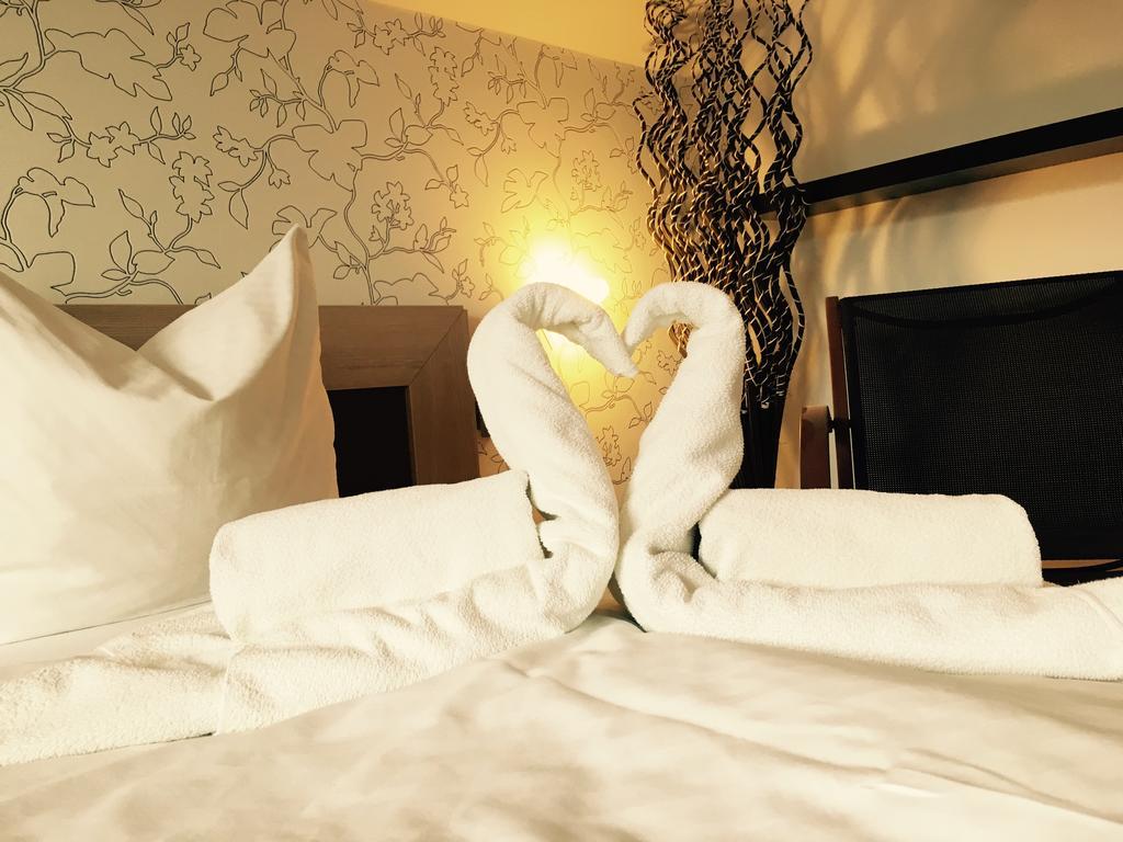Gec Hotel Zapresic Ngoại thất bức ảnh